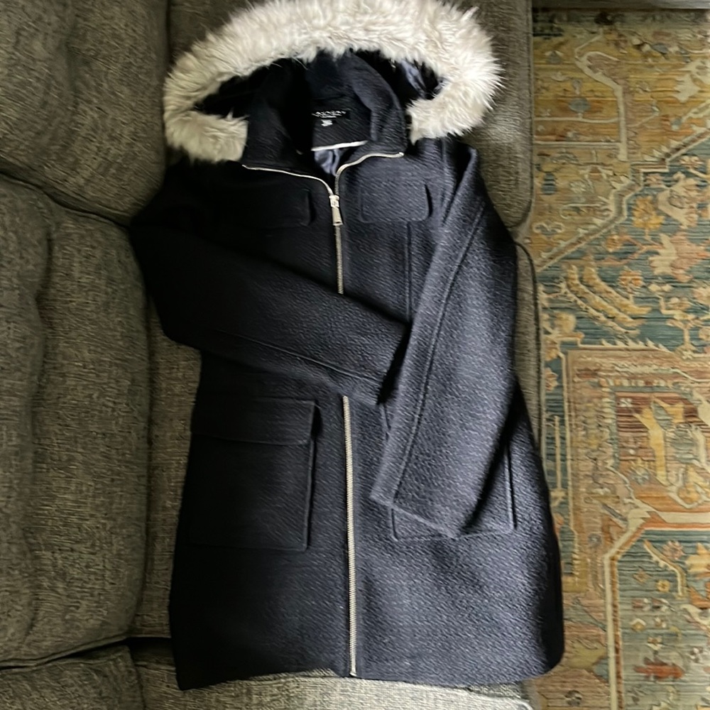Laundry by Shelli Segal, navy winter zip up coat. NWOT, size medium.